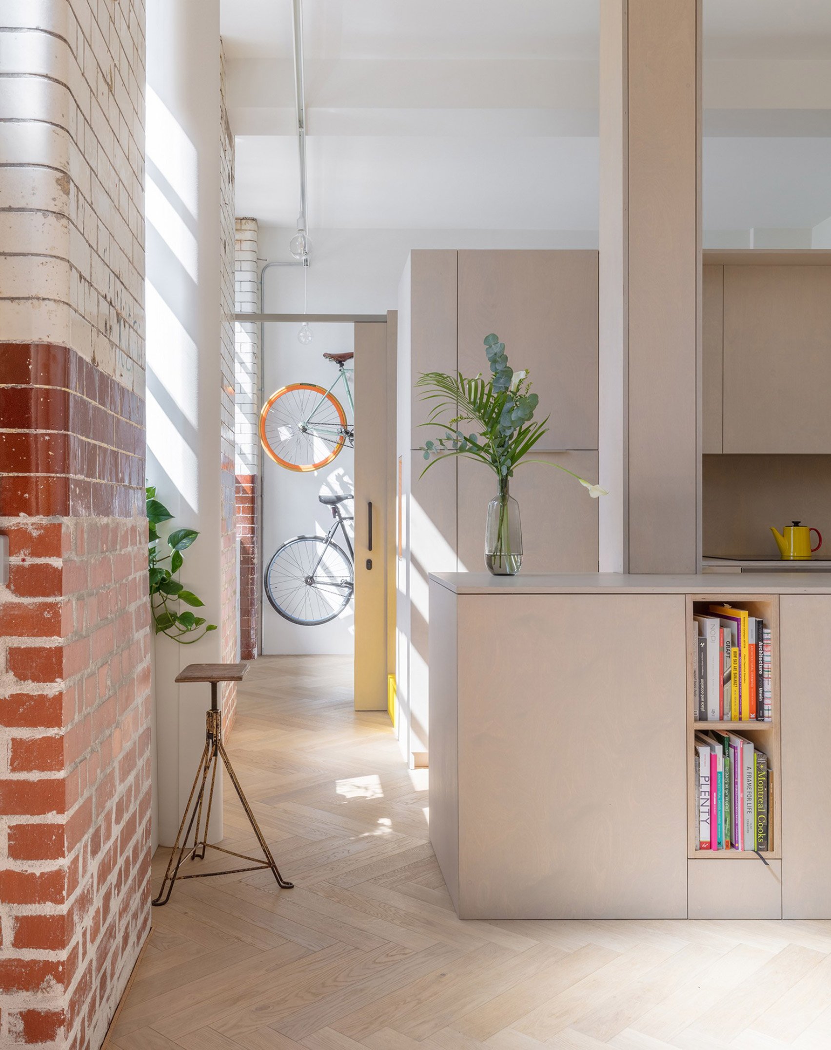 The Biscuit Factory apartment, designed by SUPRBLK