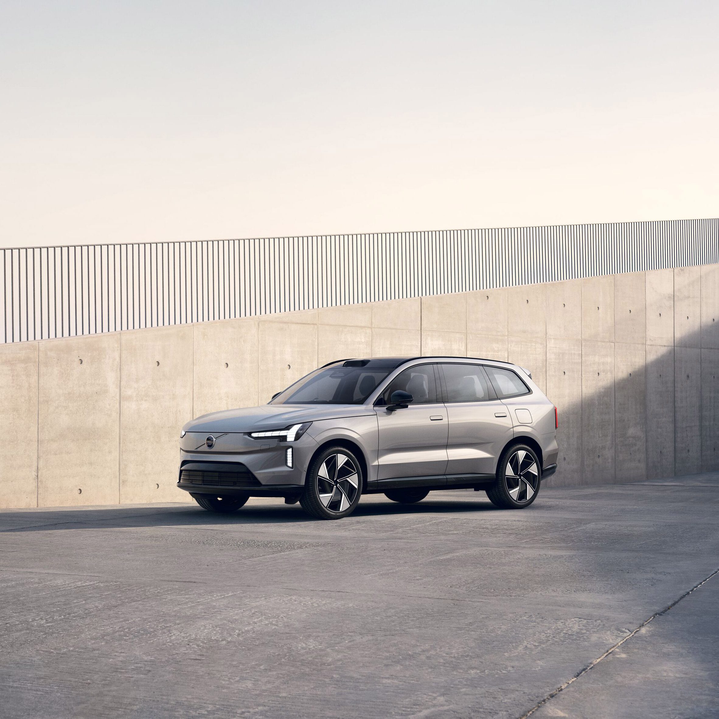 Volvo EX90 by Volvo Cars