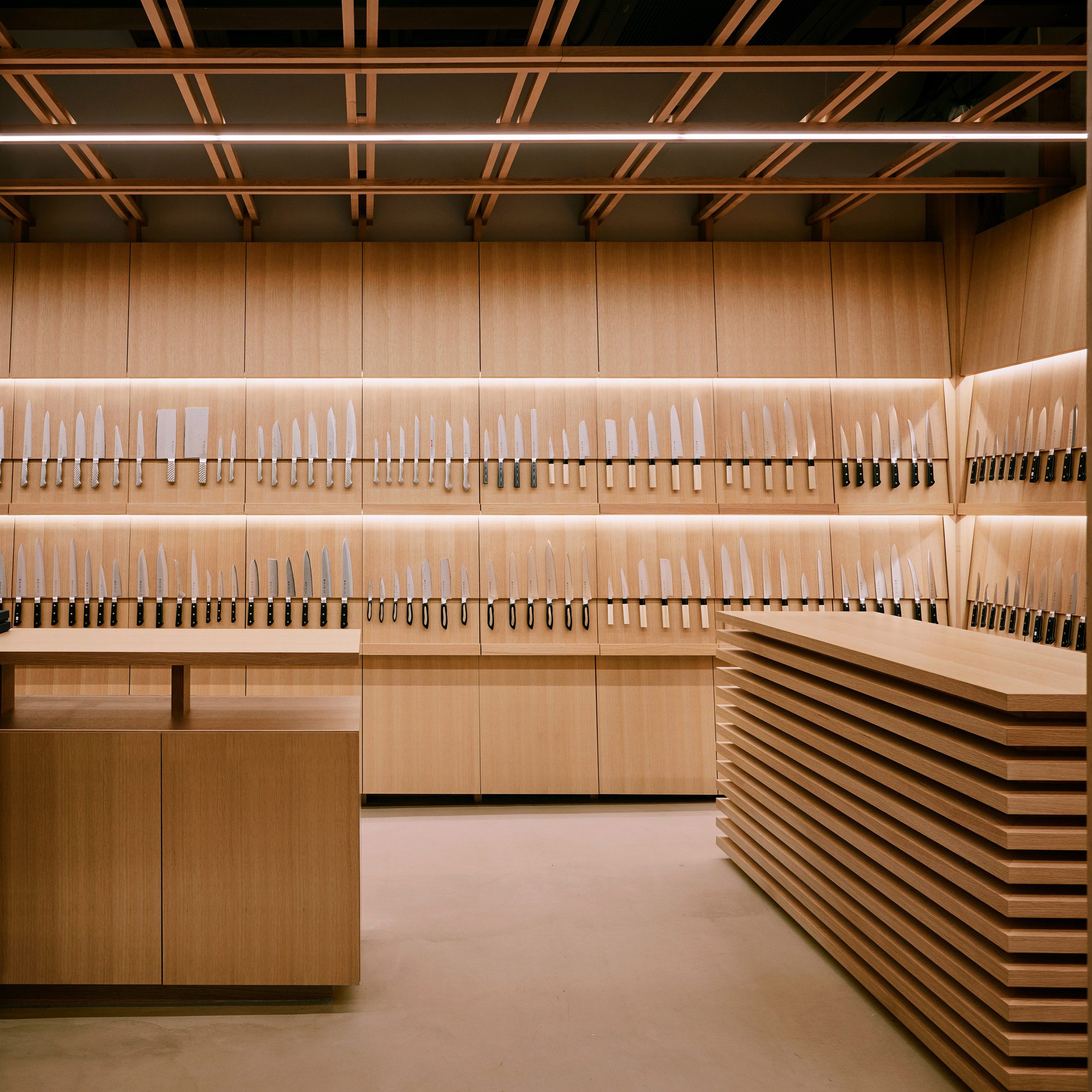 Tojiro Knife Gallery Osaka by L/O and Katata Yoshihito Design