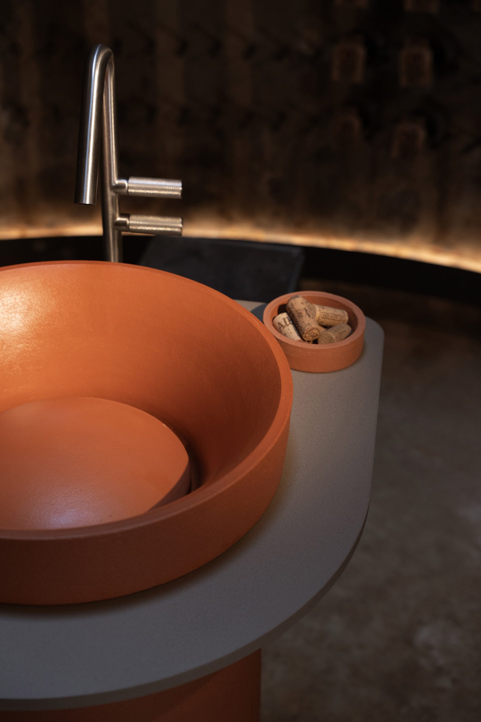 LuneUp freestanding H2O basin by Emanuel Gargano for Terzofoco